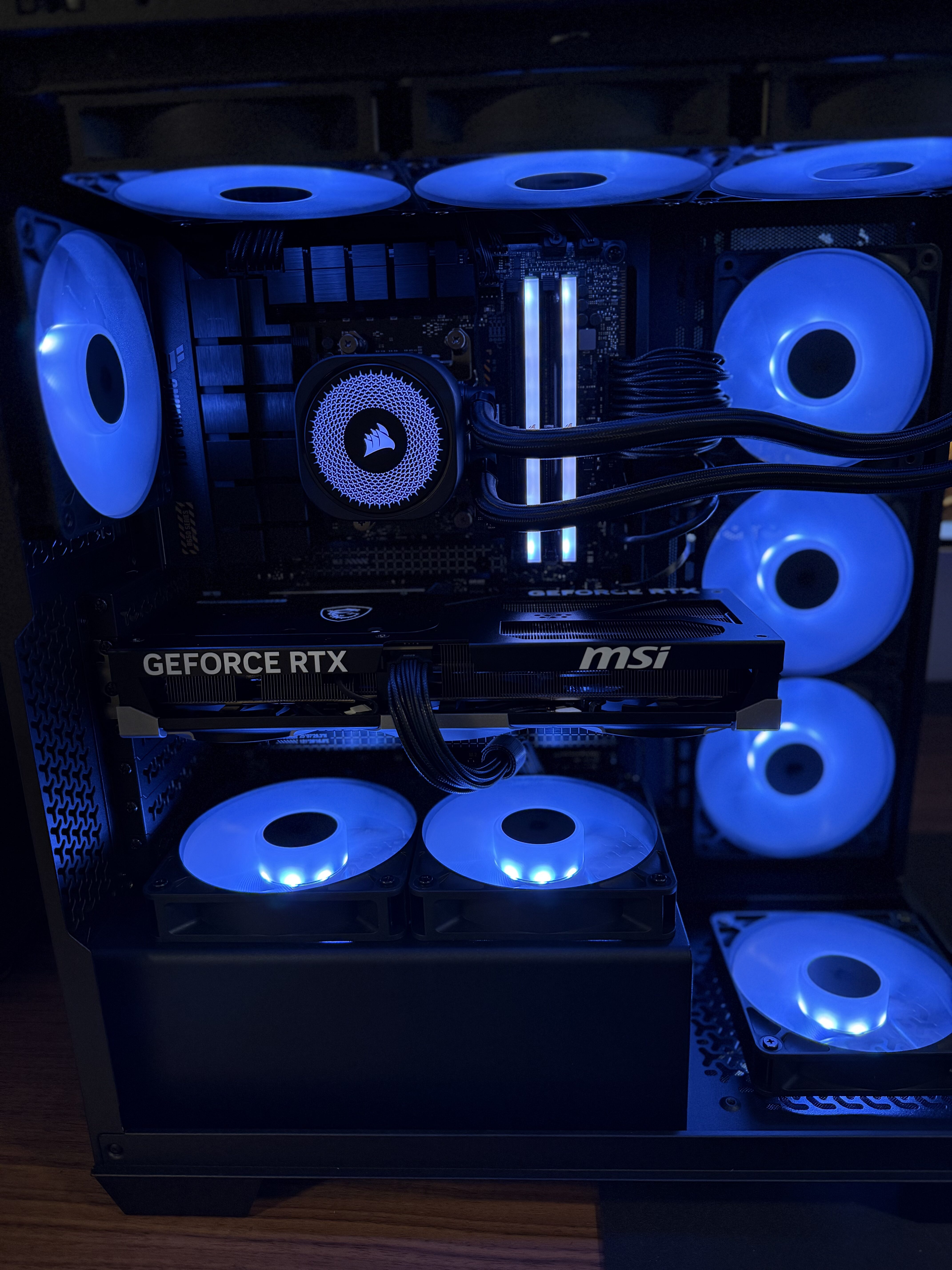 MSI Gaming Elite Thumbnail 2