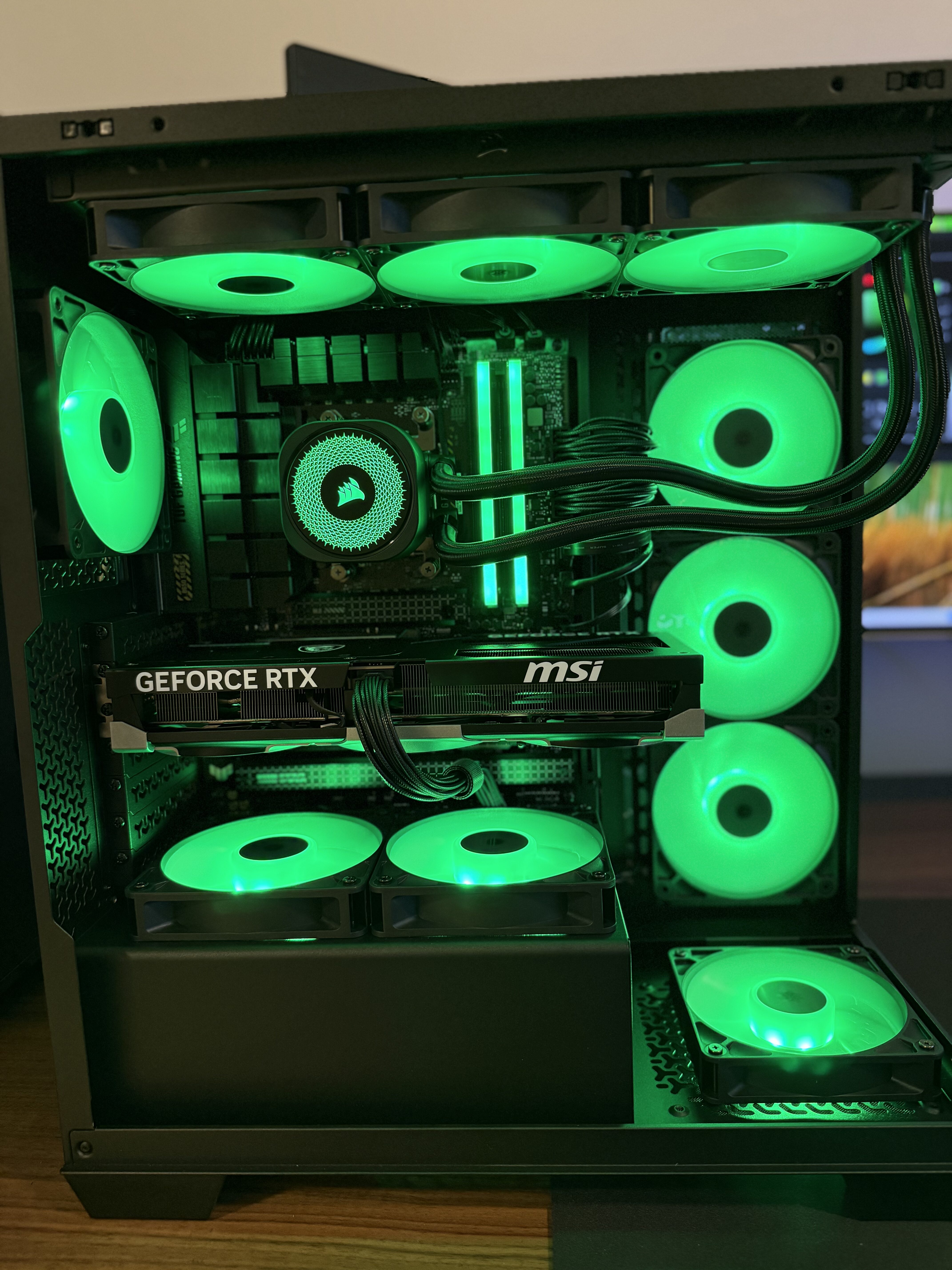 MSI Gaming Elite Thumbnail 4