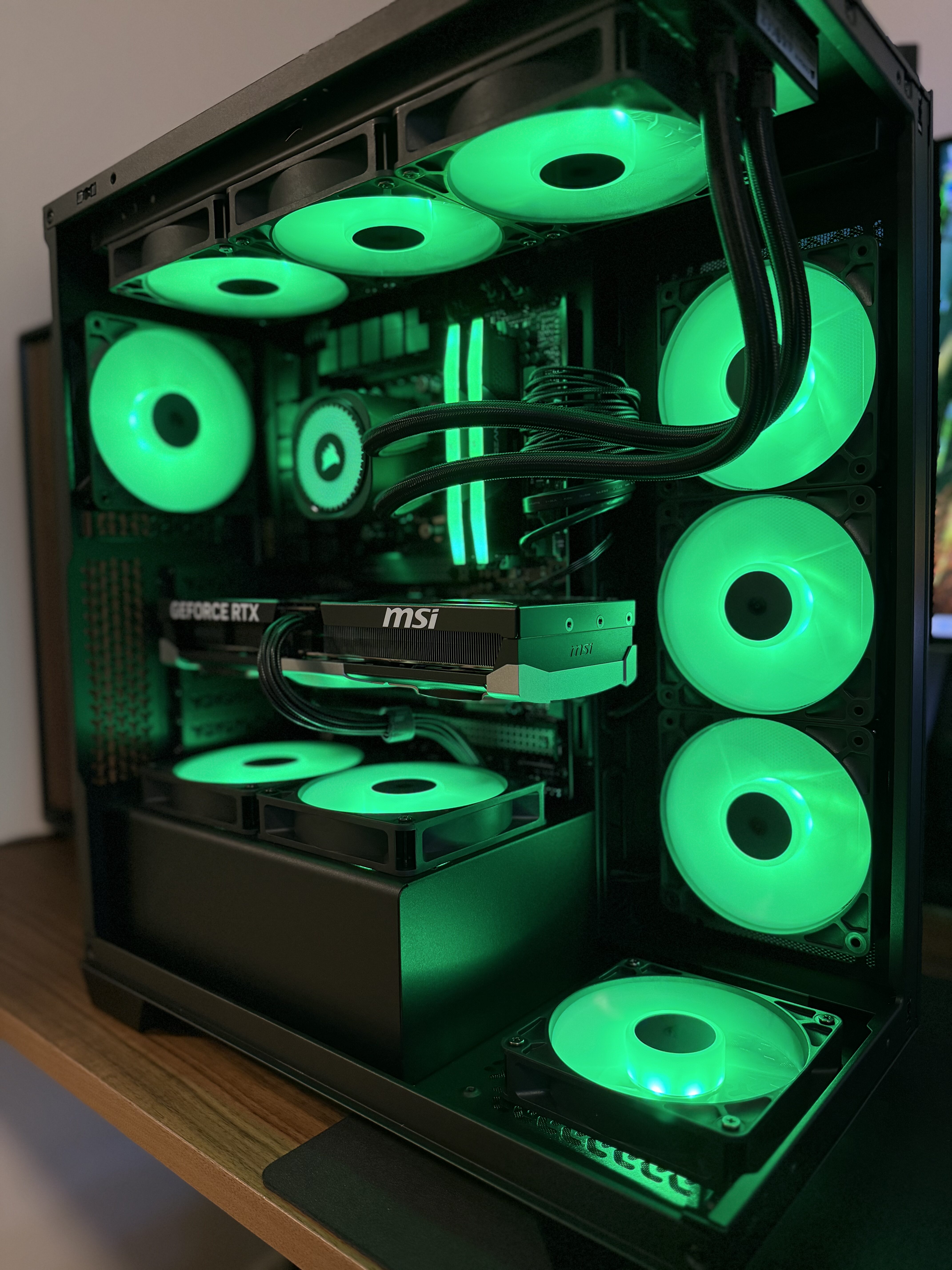 MSI Gaming Elite Thumbnail 5